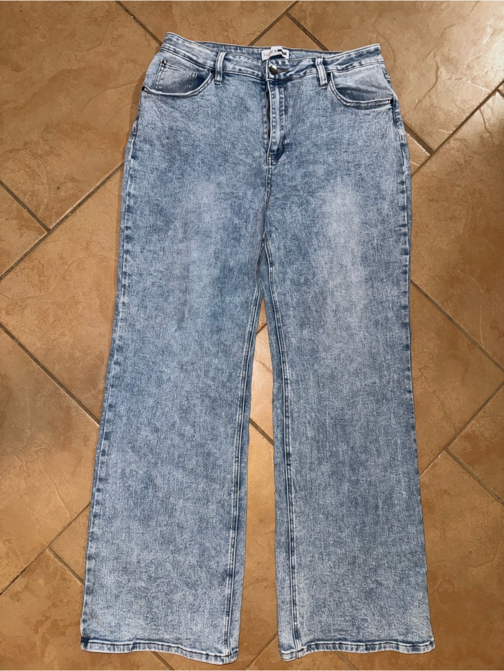 Fashion Nova Light Wash wide leg Jeans